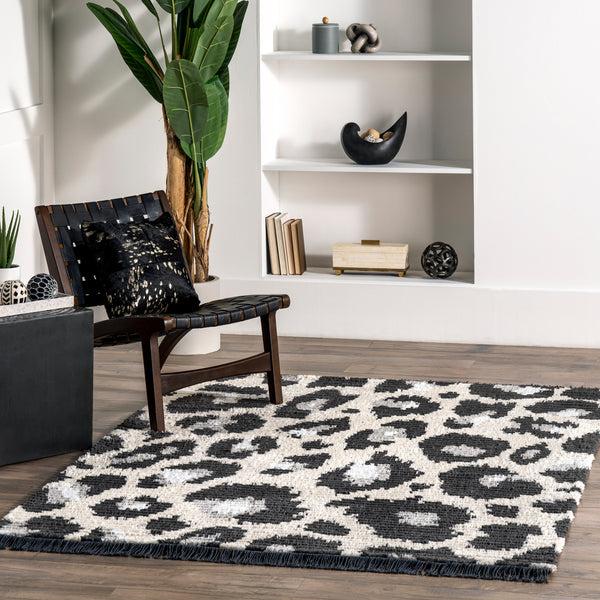 Nuloom Angeline Modern Leopard Tasseled Area Rug Gray