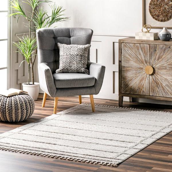 Nuloom Annella Casual Striped Tasseled Area Rug Beige