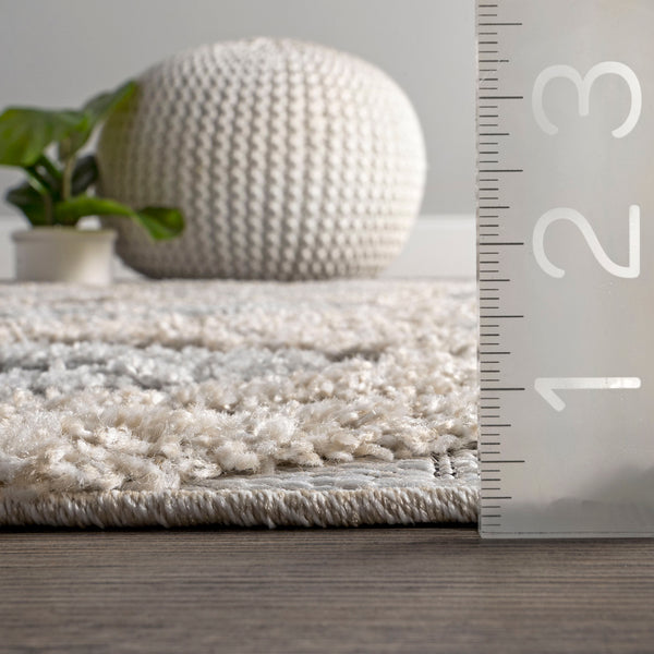Nuloom Beatrice Raised Theta Trellis Area Rug Beige
