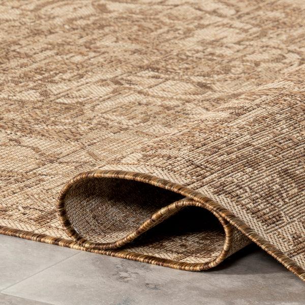 Nuloom Becki Traditional Medallion Indoor/Outdoor Area Rug Beige