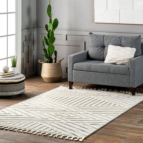 Nuloom Bevin Abstract Chevron Tasseled Area Rug Beige