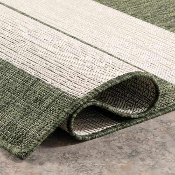 Nuloom Briaana Striped Indoor/Outdoor Area Rug Green