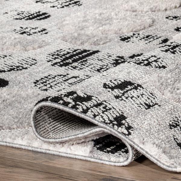Nuloom Carli Modern Pebble Tasseled Area Rug Light Gray