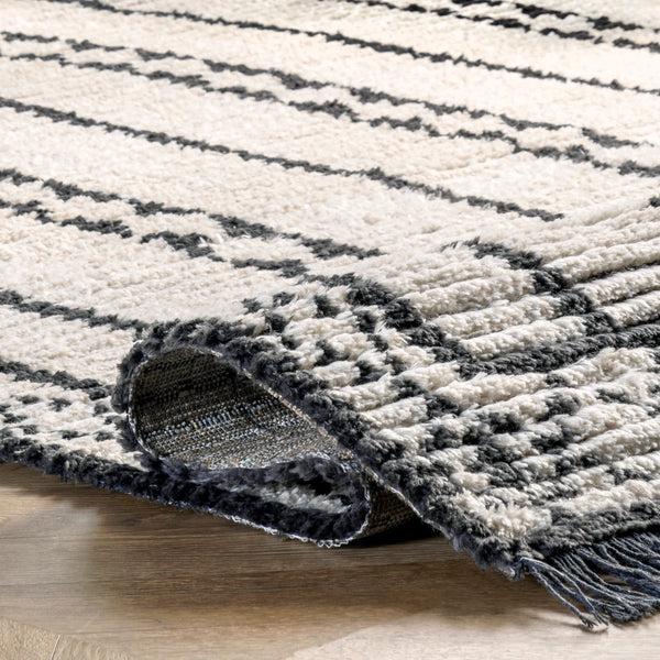 Nuloom Caroline Tribal Stripe Soft Shag Fringe Area Rug Beige