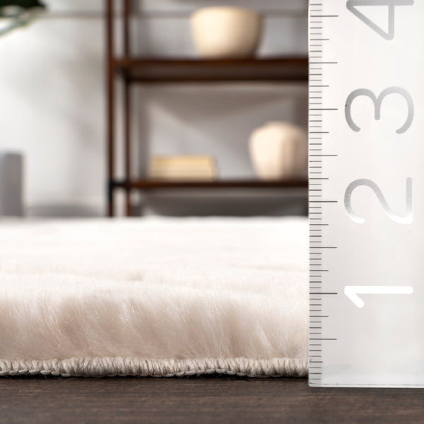 Nuloom Chevron Faux Rabbit Machine Washable Area Rug Off-White