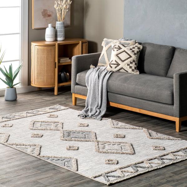 Nuloom Eilaria High/Low Diamond Tasseled Area Rug Gray