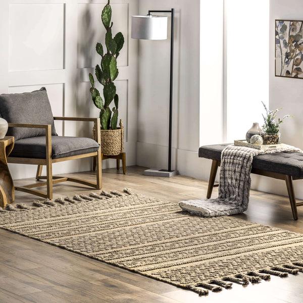 Nuloom Elenora Wool And Jute Textured Diamond Aztec Braided Tassel Area Rug Natural