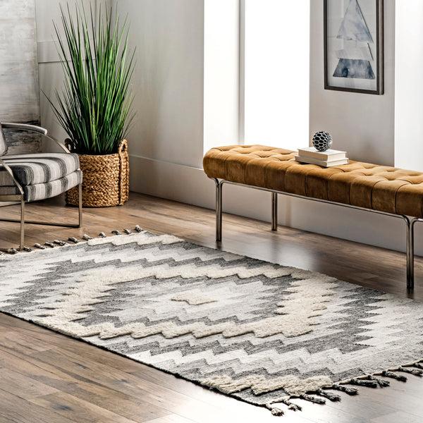 Nuloom Ellie Textured Diamond Aztec Tassel Area Rug Gray