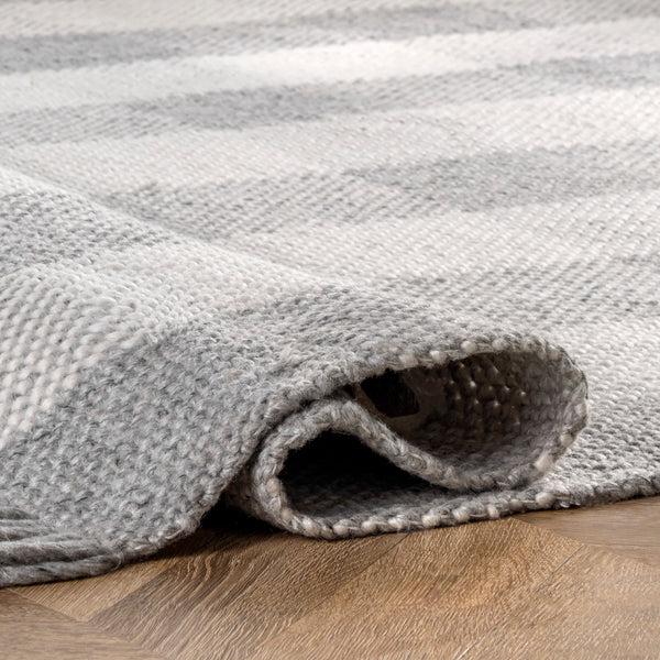 Nuloom Ellis Hand Woven Farmhouse Plaid Fringe Area Rug Gray
