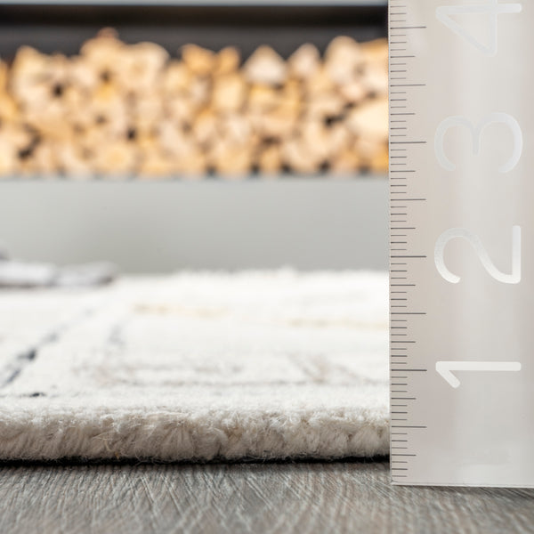 Nuloom Ellsa Mediterranean Diamond Wool Area Rug Ivory