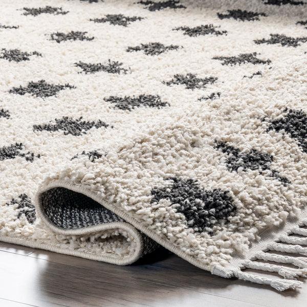 Nuloom Fatima Cross Cozy Shag Tassel Area Rug Off White