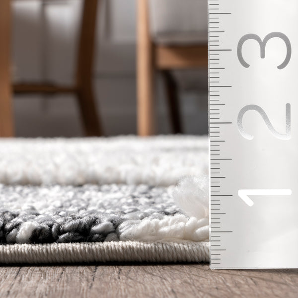 Nuloom Fleur Geometric High/Low Tassel Area Rug Gray
