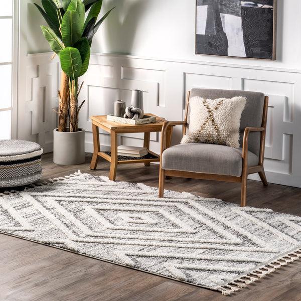 Nuloom Fleur Geometric High/Low Tassel Area Rug Gray