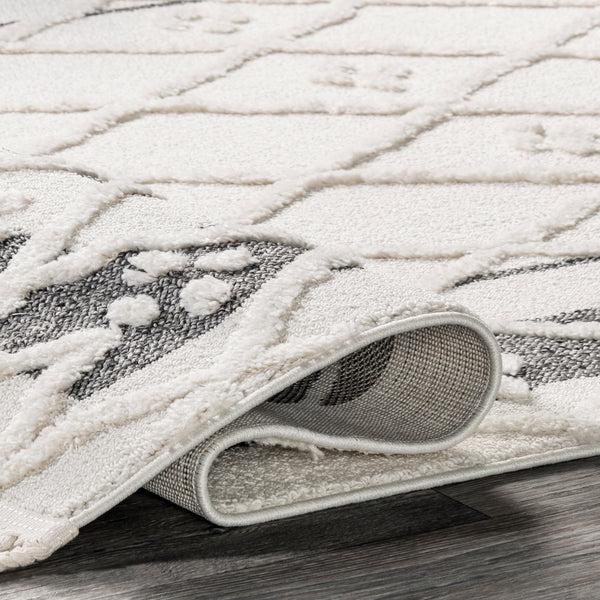 Nuloom Geometric Transitional Tasseled Area Rug Beige