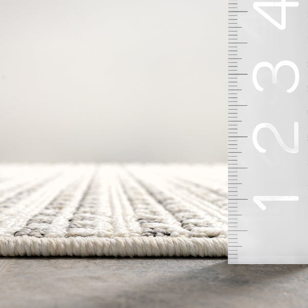 Nuloom Halsey Geometric Indoor/Outdoor Area Rug Cream