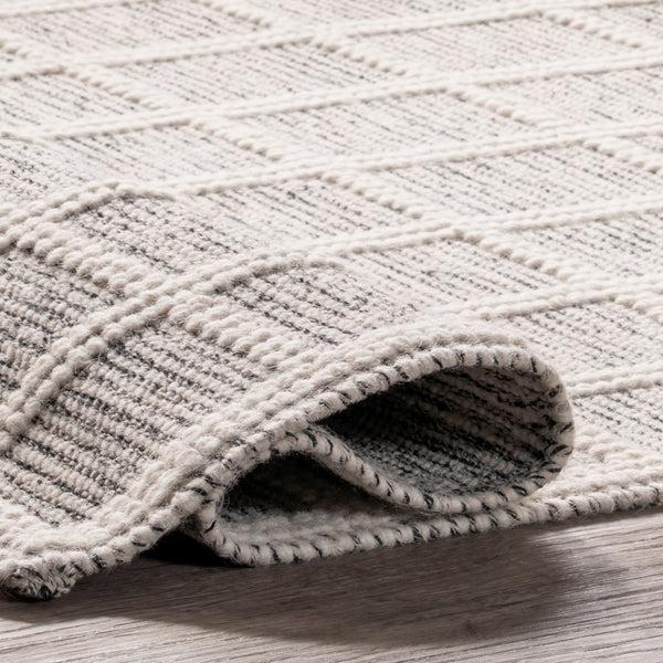 Nuloom Huia Casual Striped Wool Blend Tassel Area Rug Ivory