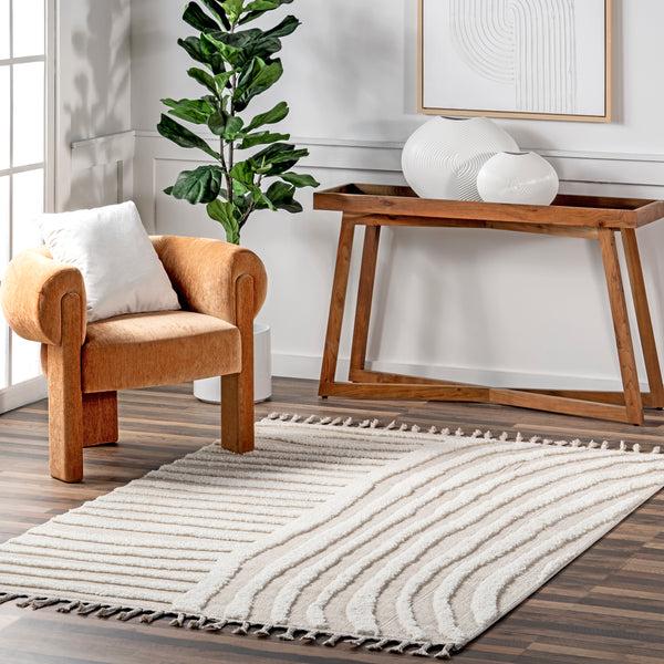Nuloom Ianthe Abstract Stripes High-Low Tasseled Area Rug Beige