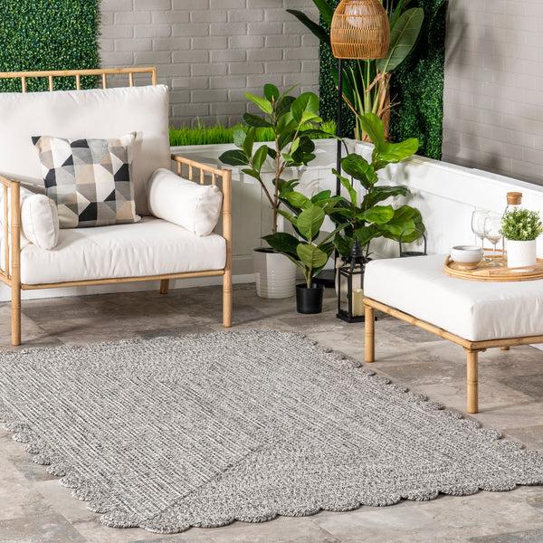 Nuloom Idina Casual Scalloped Indoor/Outdoor Area Rug Black And Gray