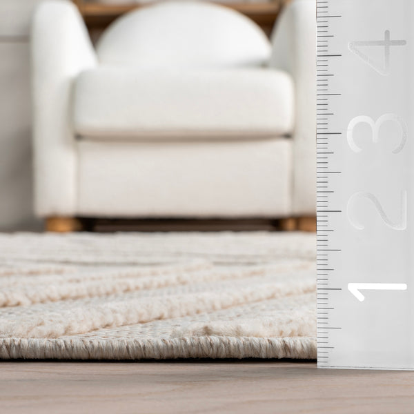 Nuloom Isabeau Modern Geometric High-Low Fringe Area Rug Ivory