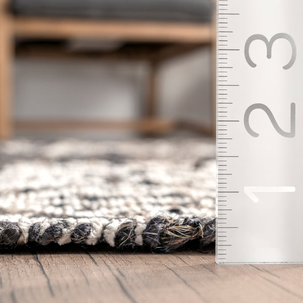 Nuloom Joanna Wool-Blend Bohemian Tassle Area Rug Gray