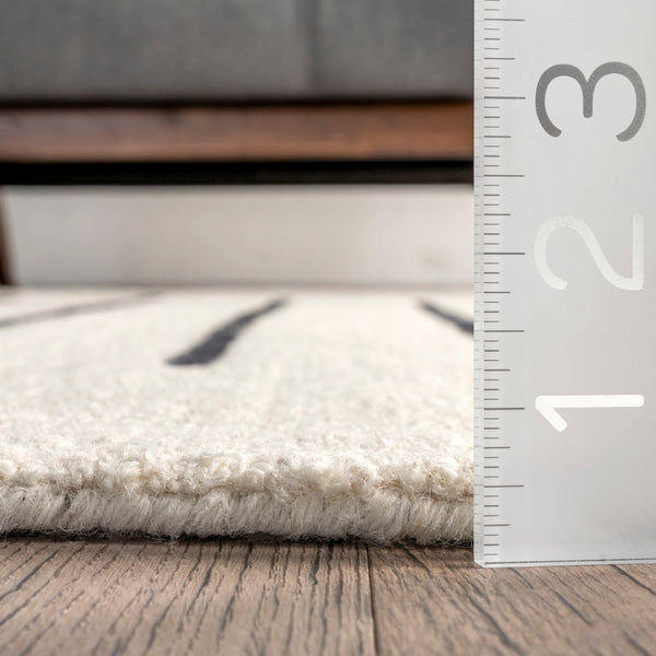 Nuloom Jules Hand Hooked Wool And Cotton Diamond Area Rug Ivory