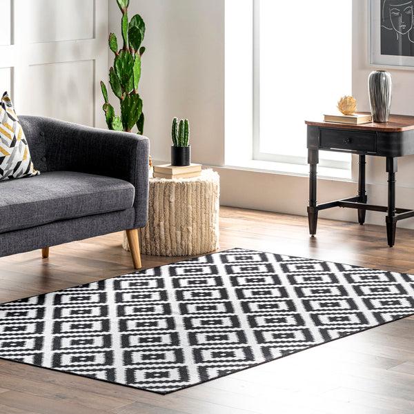 Nuloom Kellee Machine Washable Modern Diamonds Area Rug Black