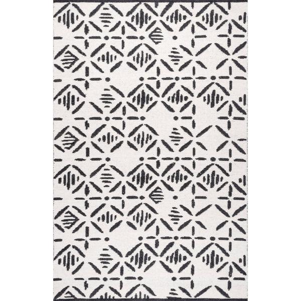 nuloom Kirsten Hand Loomed Tribal Wool Area Rug Ivory