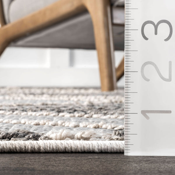 Nuloom Lavera Geometric Elevated Diamonds Area Rug Light Gray