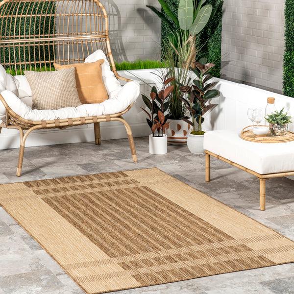 Nuloom Lila Modern Striped Indoor/Outdoor Area Rug Beige