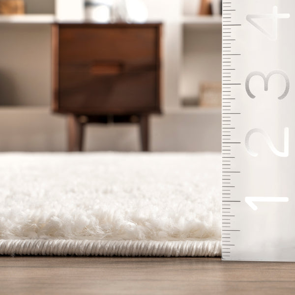 Nuloom Mandie Transitional Moroccan Tasseled Area Rug Beige