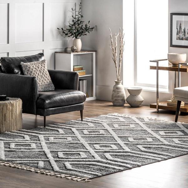 Nuloom Marina Diamond Trellis High Low Shaggy Tassel Area Rug Gray