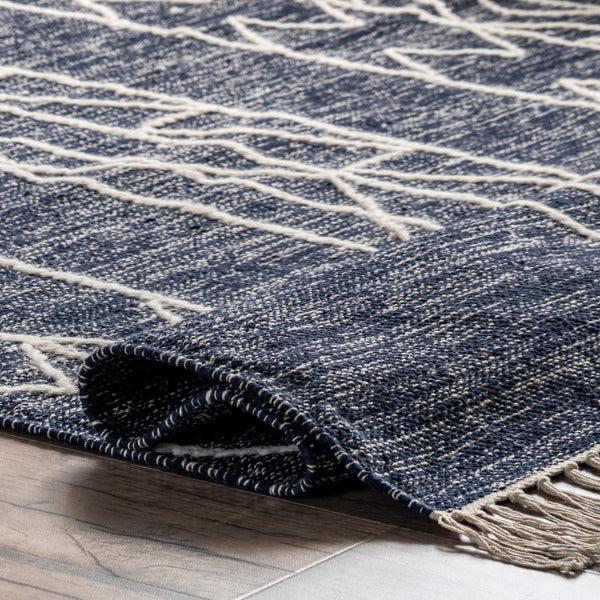 Nuloom Melley Bohemian Tribal Banded Tasseld Area Rug Blue