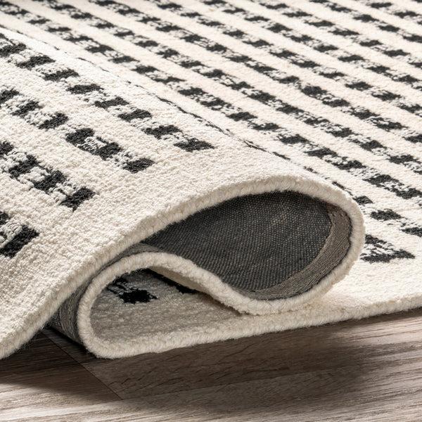Nuloom Adahlia Checkered Wool Area Rug Ivory