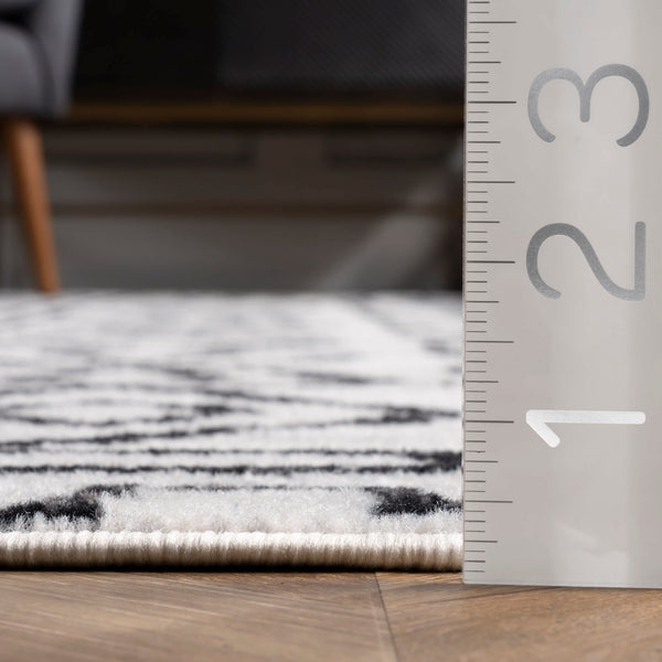 Nuloom Alisa Tribal Area Rug Grey