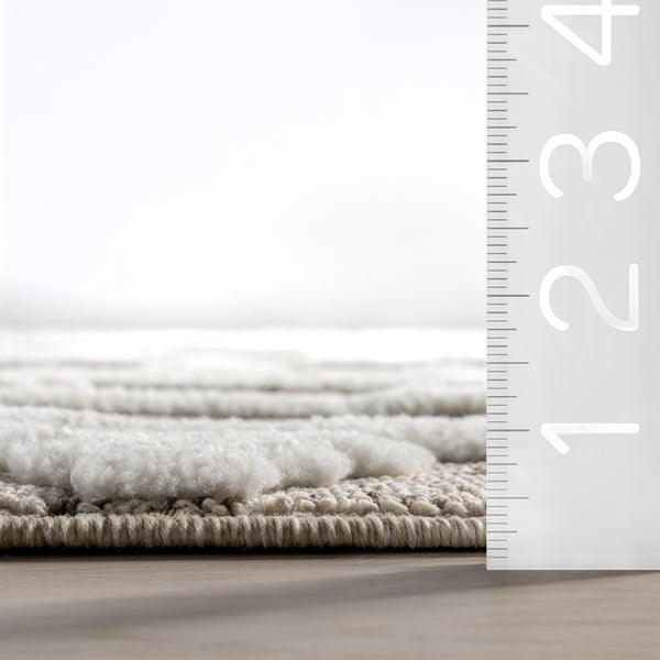 Nuloom Audience Geometric Tasseled Area Rug Beige