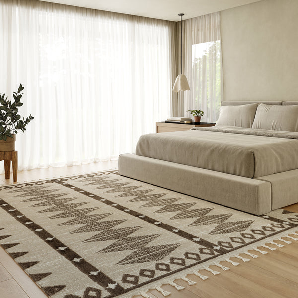 Nuloom Autumn Geometric Tasseled Area Rug Beige