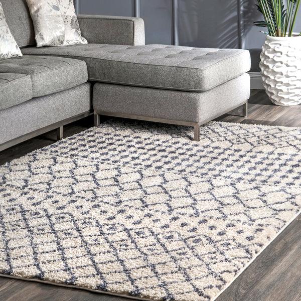 Nuloom Barbara Moroccan Shag Area Rug Beige
