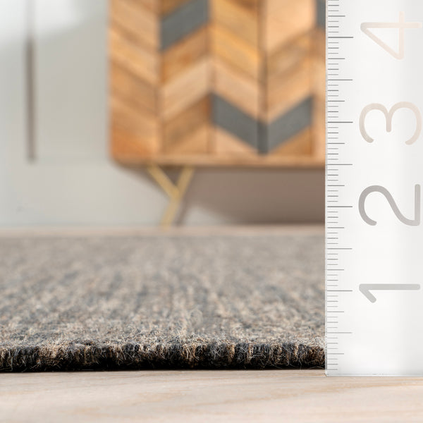 Nuloom Black Brooklyn Tasseled Wool Area Rug Black