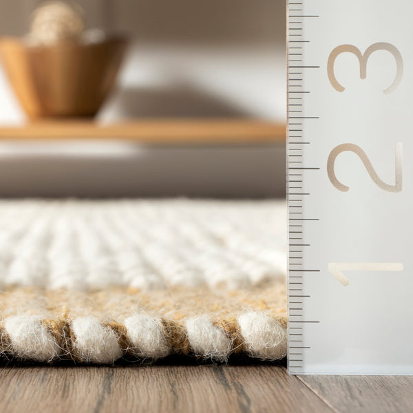 Nuloom Branna Casual Bordered Wool Area Rug Beige