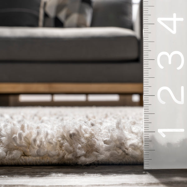 Nuloom Brooke Shag Tasseled Area Rug Ivory