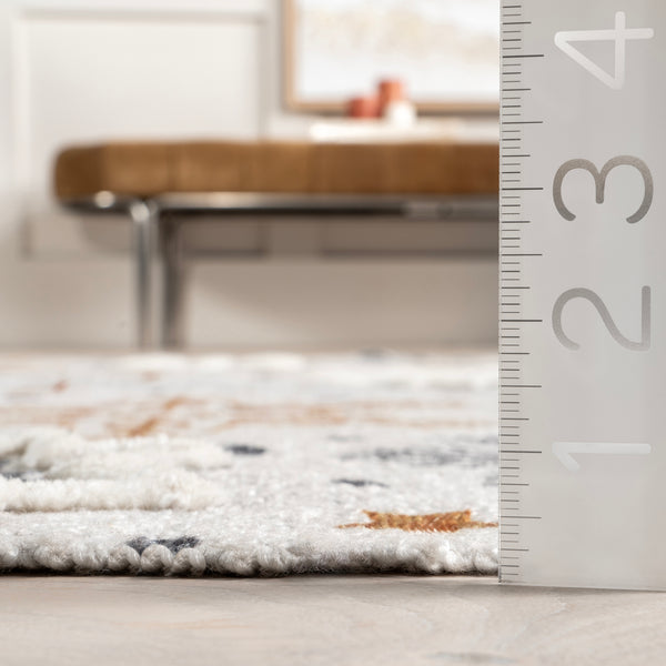 Nuloom Eloide High-Low Snowflake Area Rug White