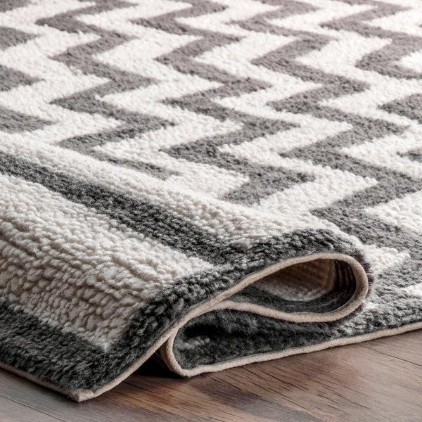 Nuloom Fading Chevron Wool Washable Area Rug Ivory