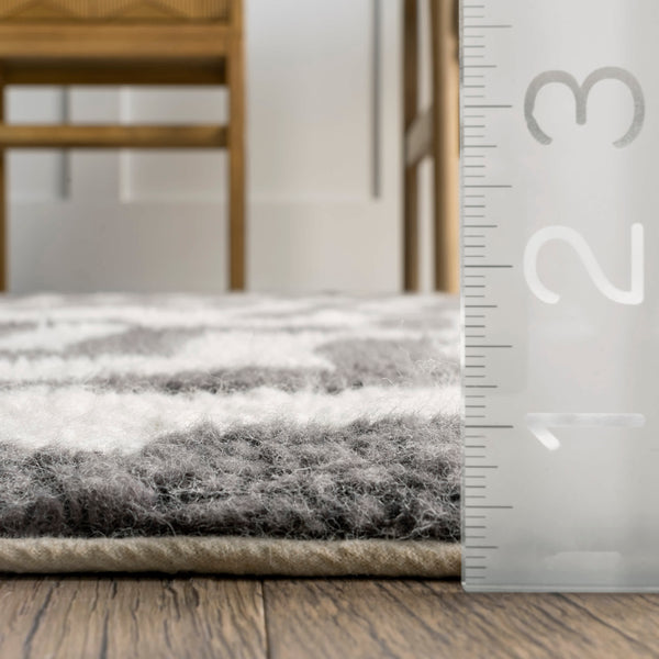 Nuloom Fading Chevron Wool Washable Area Rug Ivory