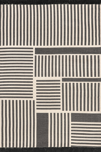 nuloom Flatiron Tasseled Wool Area Rug Black