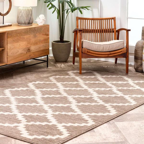Nuloom Geometric Faustina Area Rug Beige