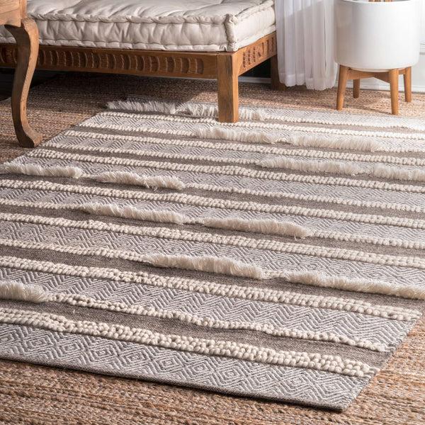 Nuloom Hand Loomed Chevron Liles Rug Brown