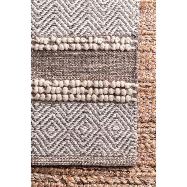 Nuloom Hand Loomed Chevron Liles Rug Brown