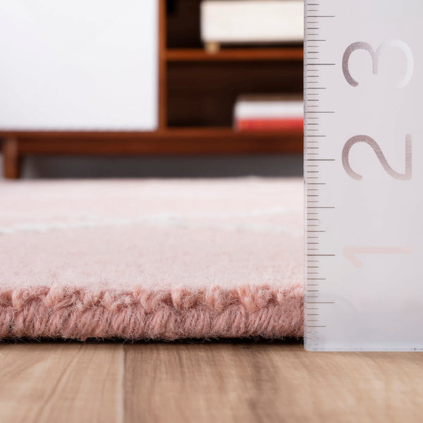 Nuloom Hand Tufted Elvia Area Rug Pink