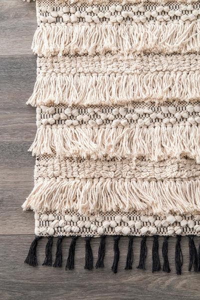 Nuloom Handmade Emerita Tassel Shag Beige