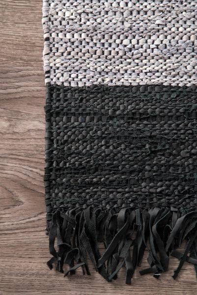 Nuloom Handmade Otha Tassel Rug Silver